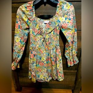 Pink Lilly XS fall romper 🍁